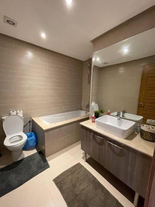 NouaceurChic & Cosy Flat Near Airport Lockbox Fast Wifi公寓 外观 照片